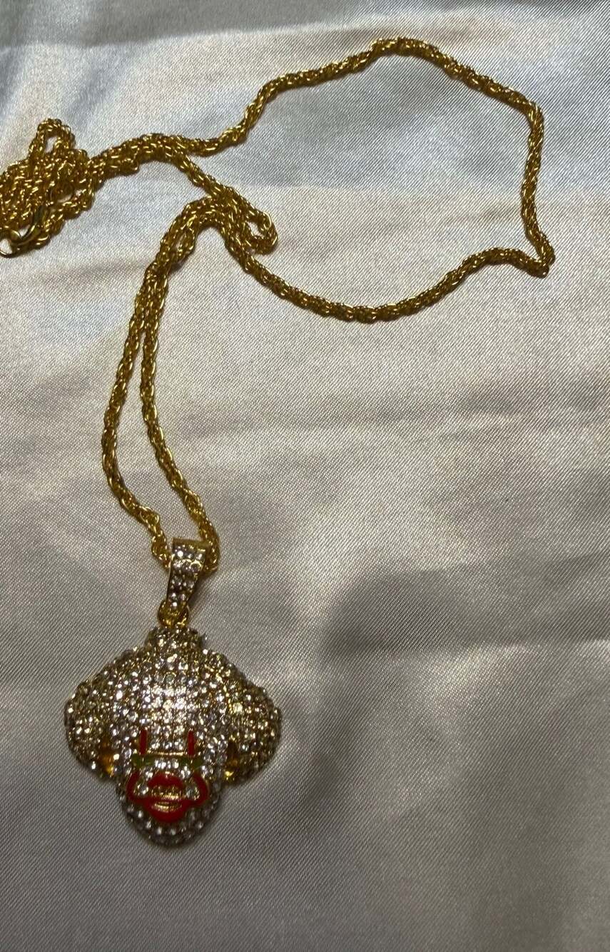 Hip Hop Iced Out Pennywise Crazy Clown Pendant Necklace with Gold Rope Chain